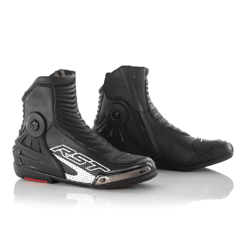 Bicycle jersey with straps system-RST TRACTECH EVO III SHORT SHOES - BLACK