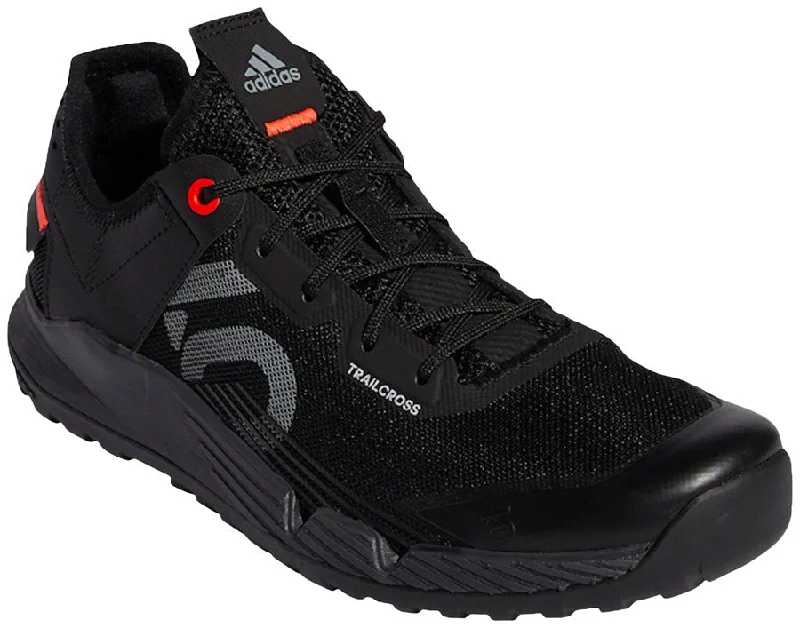 Bike shoes with back fit-Five Ten Trailcross LT Flat Shoes  -  Womens Core BLK / Gray Two / Solar Red 6.5