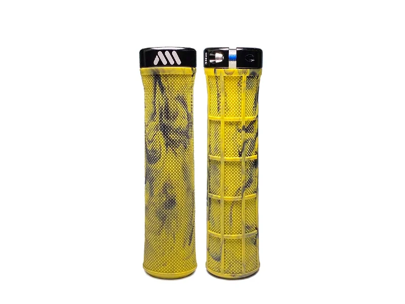 AMS Berm grips. Yellow Camo